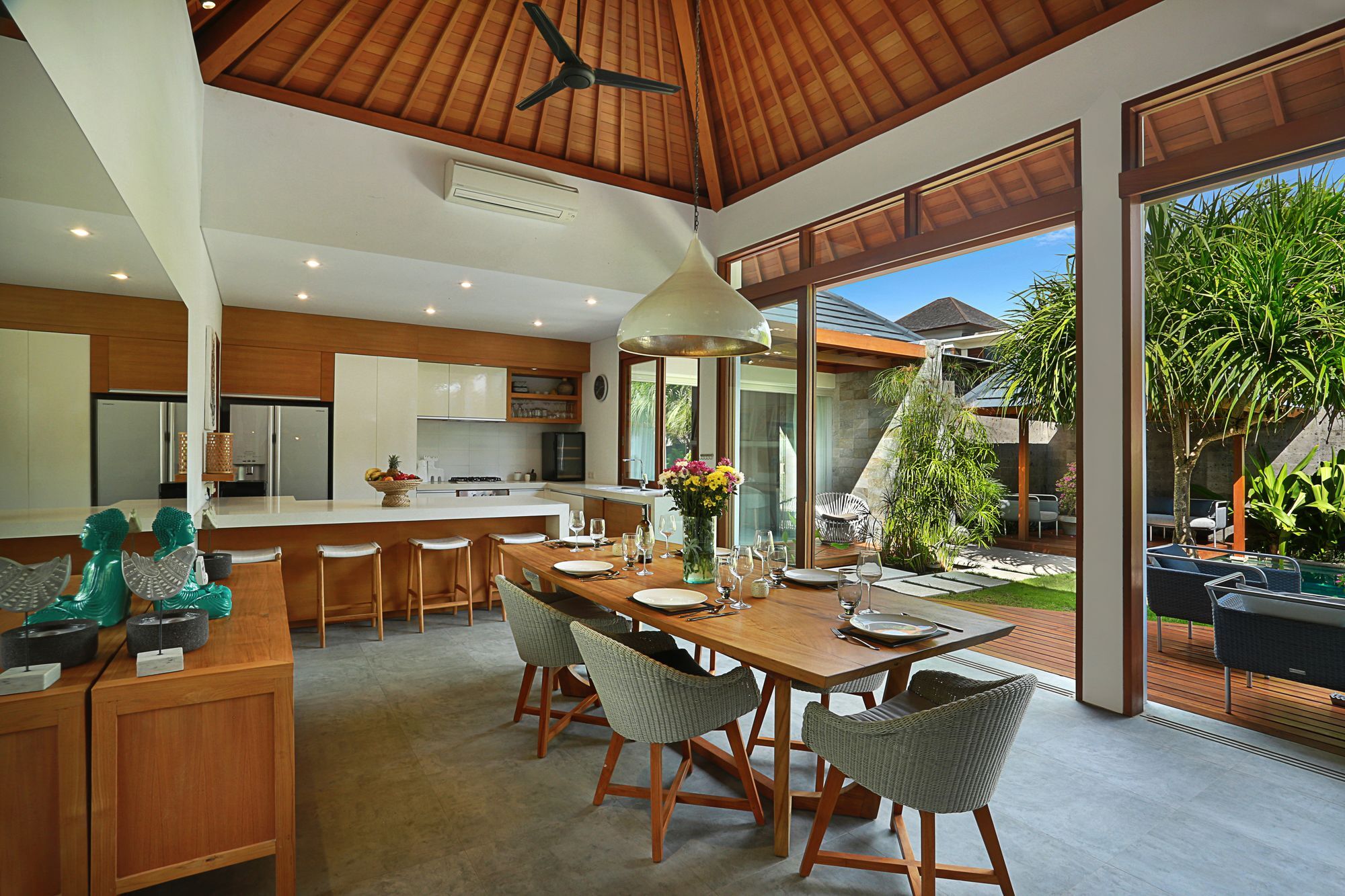 Villa Odyssey Seminyak Eksteriør billede